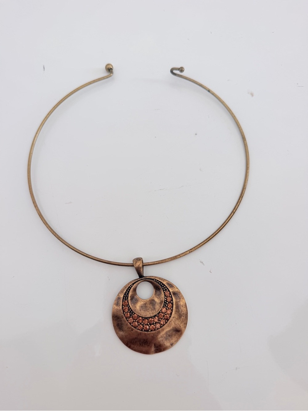 Vintage-Lia Sophia Brushed Gold Bronze Tone Wire Choker Pendant Necklace
